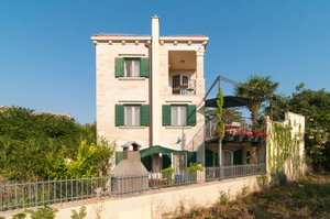 Stone house in Supetar, Brac 121467833