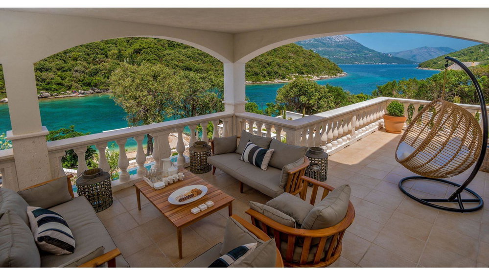 Seafront Villa on Korcula Island 810045746
