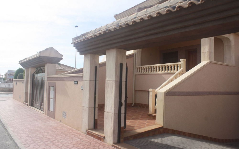 Los Altos · Alicante REF #CSPN-85396 · Townhouse 2382576747