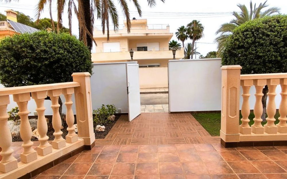 Cabo Roig · Alicante REF #CSPE-40925 · Villa 3362613123