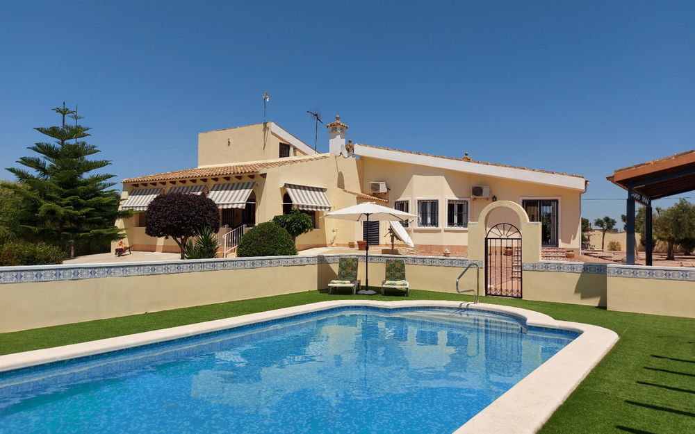 Almoradi · Alicante REF #CSPZ-40276 · Villa 1486457732