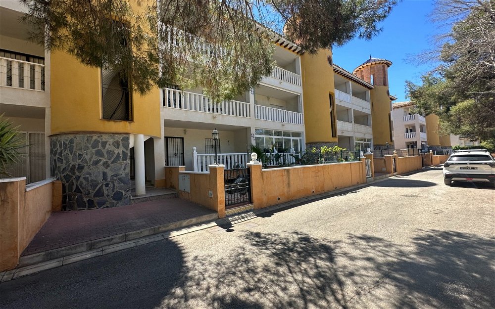 Cabo Roig · Alicante REF #CSPA-92385 · Apartment 3701907010