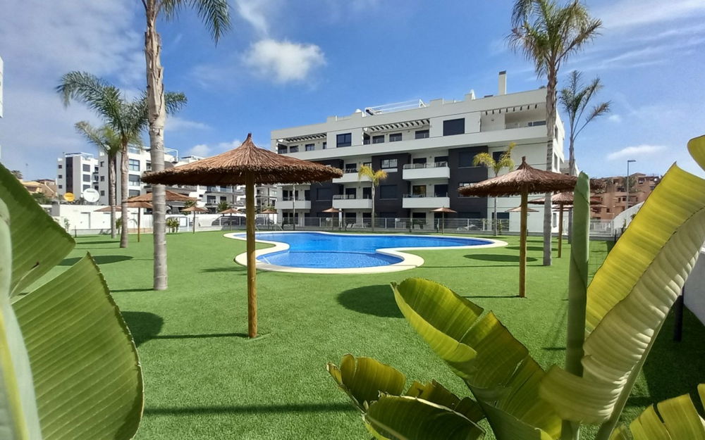 Villamartin · Alicante REF #CSPB-48979 · Apartment 381675844