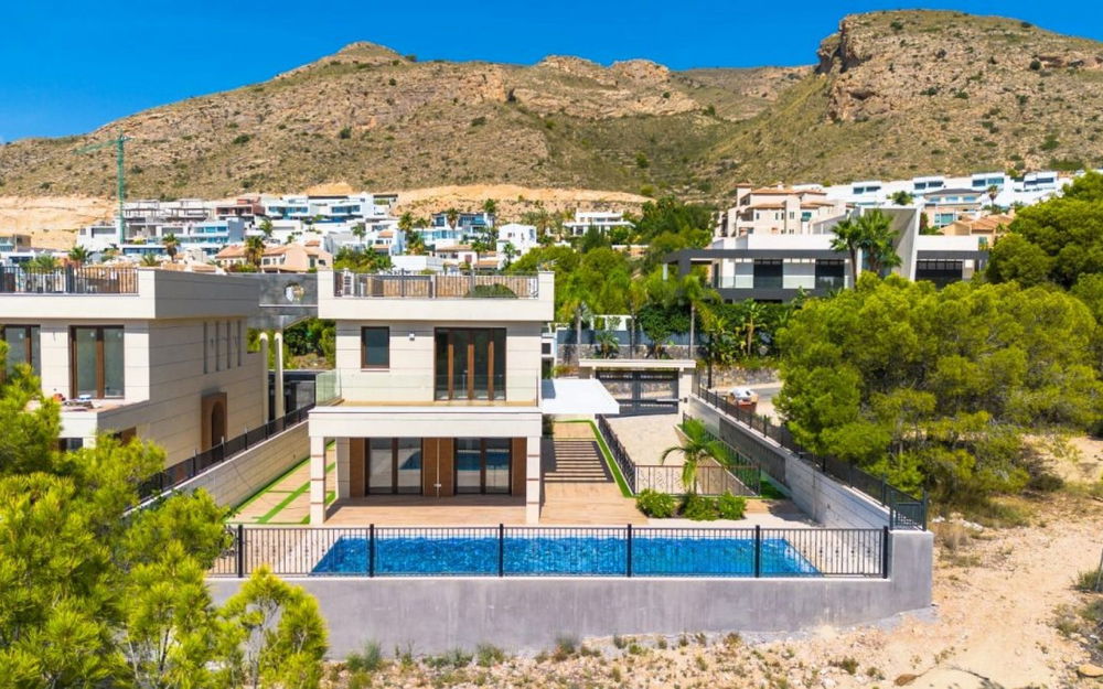 Finestrat · Alicante REF #CSPE-42395 · Villa 2392682293