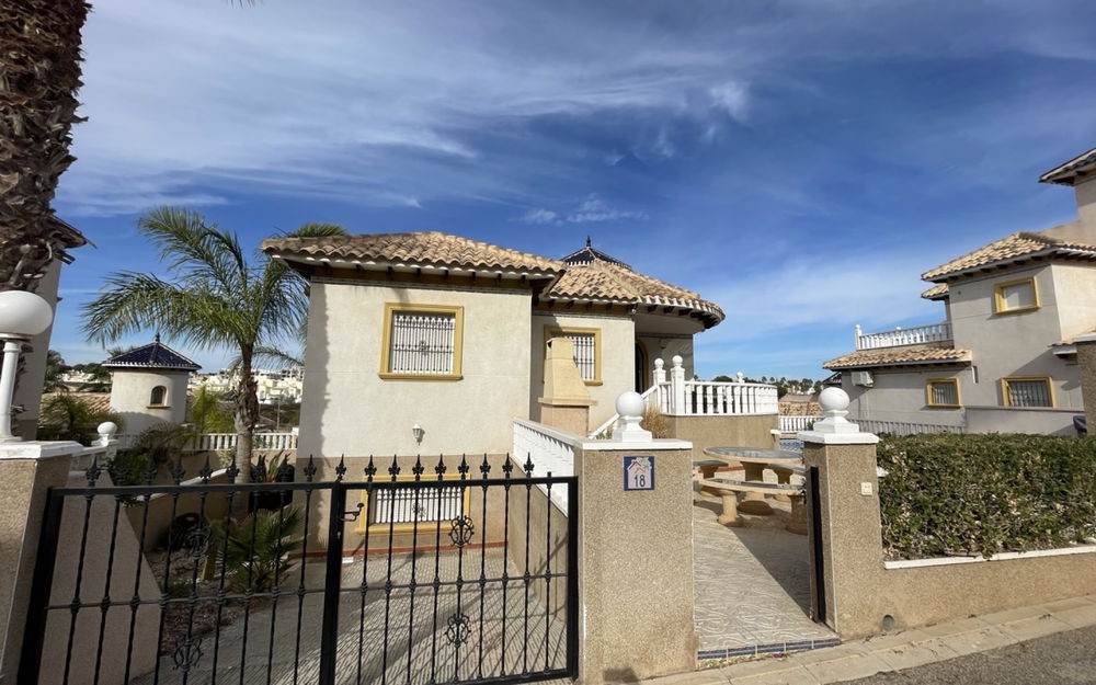 Villamartin · Alicante REF #CSPD-45688 · Villa 3690522445