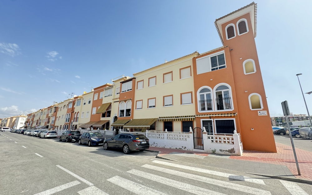 Torrevieja · Alicante REF #CSPD-95851 · Apartment 380379196