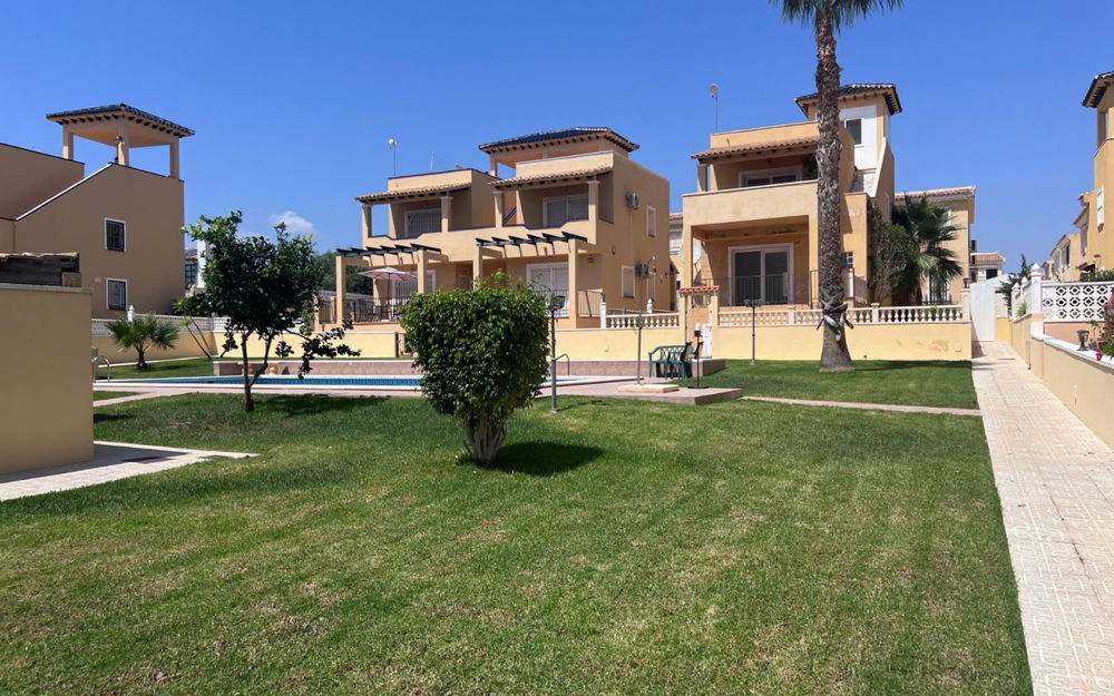 Villamartin · Alicante REF #CSPA-61592 · Villa 245562684