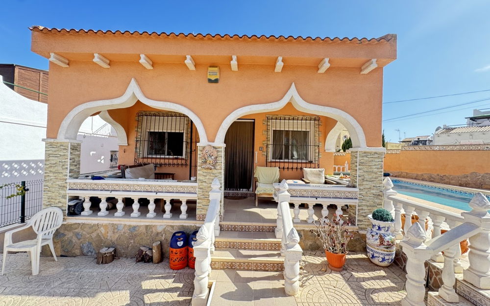 San Miguel De Salinas · Alicante REF #CSPD-87676 · Villa 736230156