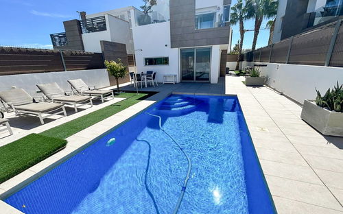 Guardamar Del Segura · Alicante REF #CSPJ-41647 · Villa 4157903592