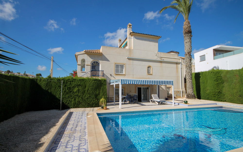 Villamartin · Alicante REF #CSPV-37332 · Villa 2562480800