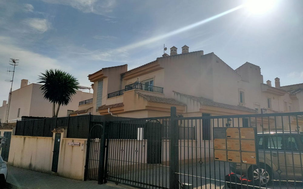 San Miguel De Salinas · Alicante REF #CSPD-48950 · Townhouse 1727362177