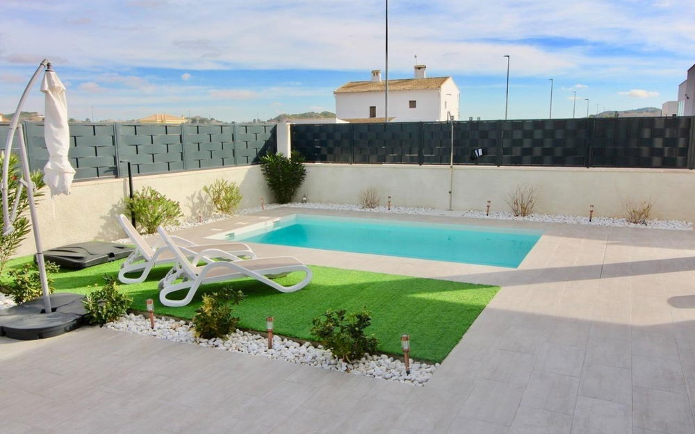 Pinoso · Alicante REF #CSPN-44391 · Villa 670467250