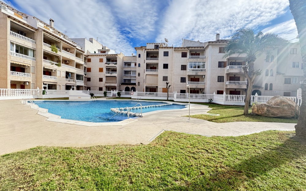 Torrevieja · Alicante REF #CSPD-64467 · Apartment 598705050