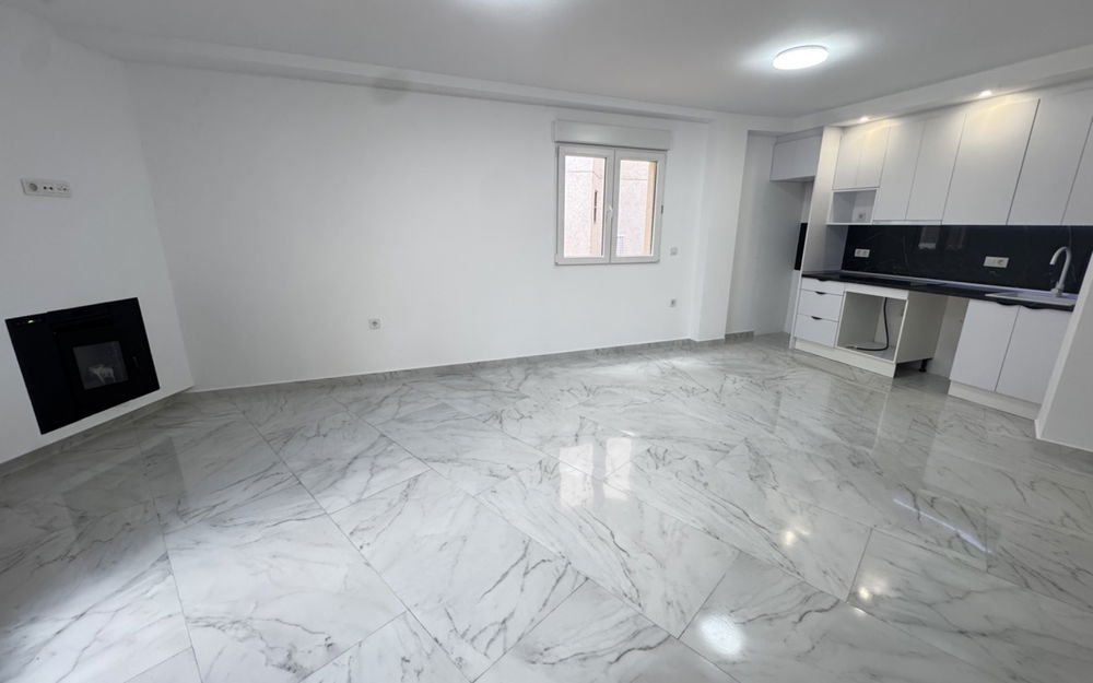 Torrevieja · Alicante REF #CSPD-75575 · Apartment 646988329