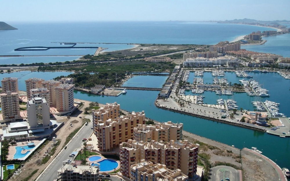 La Manga del Mar Menor · Murcia REF #CSPN-43011 · Apartment 3483874526