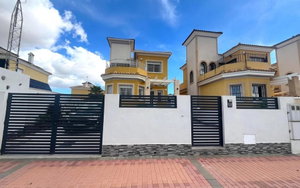 Algorfa · Alicante REF #CSPK-32934 · Villa 1432710549