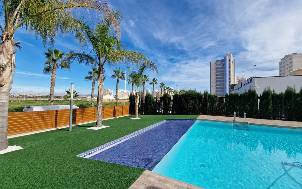 Guardamar Del Segura · Alicante REF #CSPG-96100 · Apartment 711201131