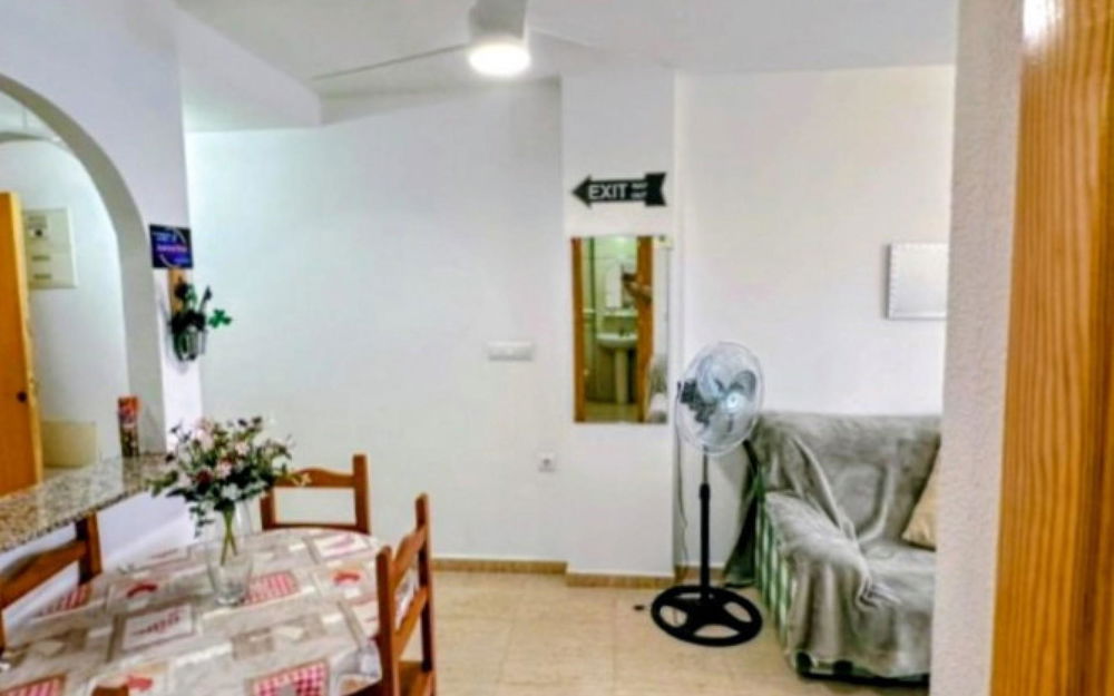 Torrevieja · Alicante REF #CSPH-70886 · Apartment 2762573524