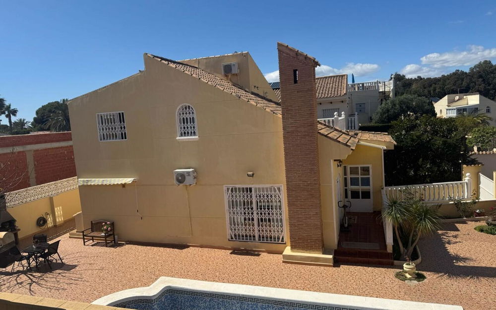 Playa Flamenca · Alicante REF #CSPS-85330 · Villa 1179336483