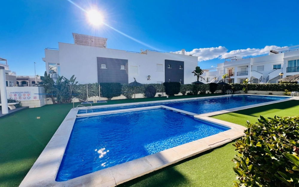 Torrevieja · Alicante REF #CSPA-67469 · Townhouse 4252763853