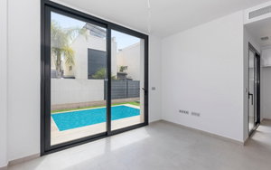 Villamartin · Alicante REF #CSPY-92027 · Villa 3112016484