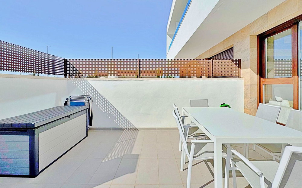 Torrevieja · Alicante REF #CSPY-76477 · Townhouse 1441758831