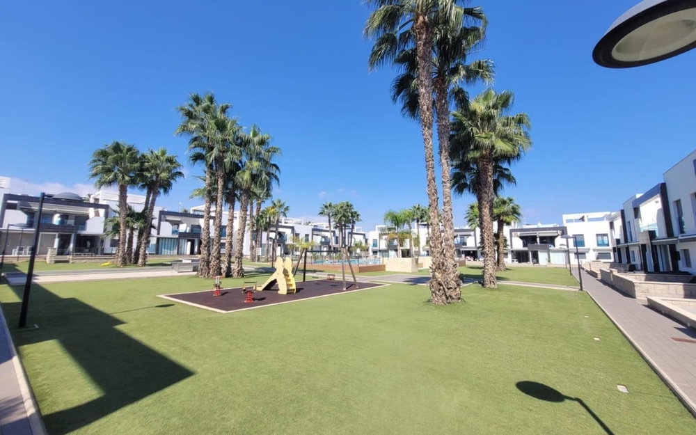 La Zenia · Alicante REF #CSPX-52176 · Villa 552493994