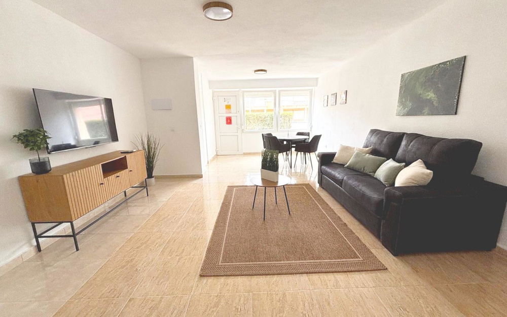 Torrevieja · Alicante REF #CSPX-59879 · Apartment 1446864233