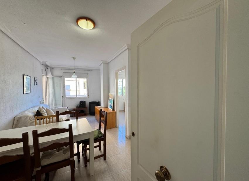 Torrevieja · Alicante REF #CSPX-33527 · Apartment 1479836978