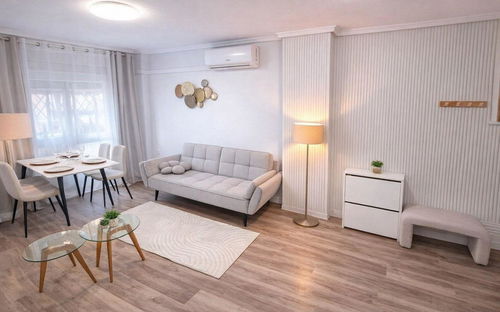 Torrevieja · Alicante REF #CSPX-99309 · Apartment 3823961035