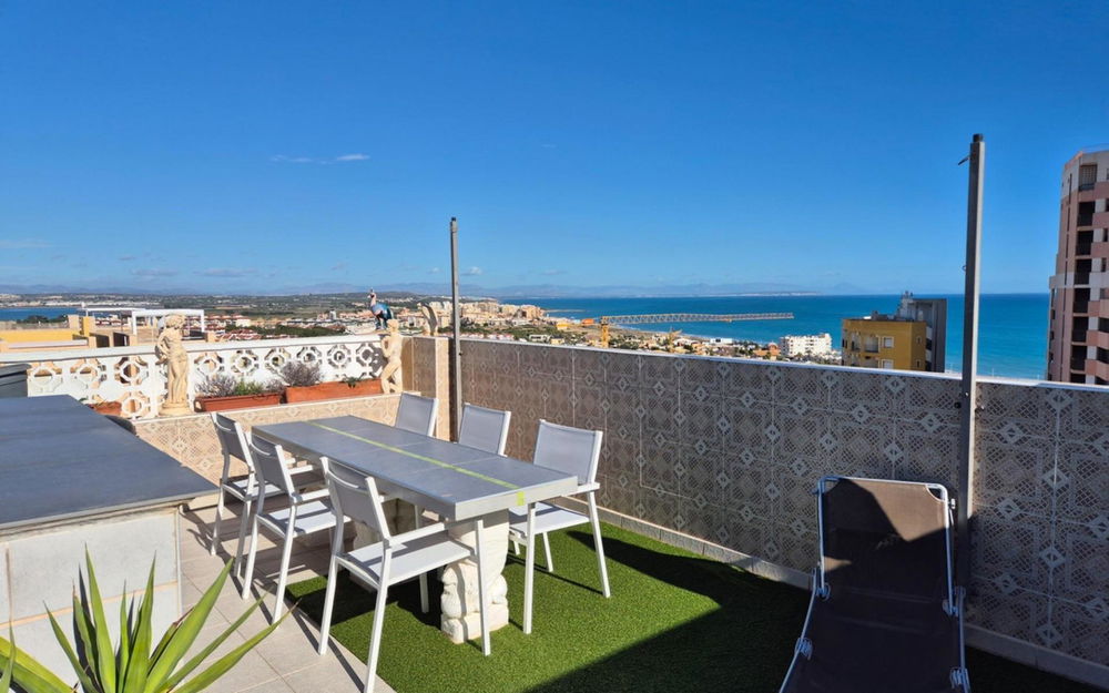 Torrevieja · Alicante REF #CSPX-89877 · Apartment 133285230
