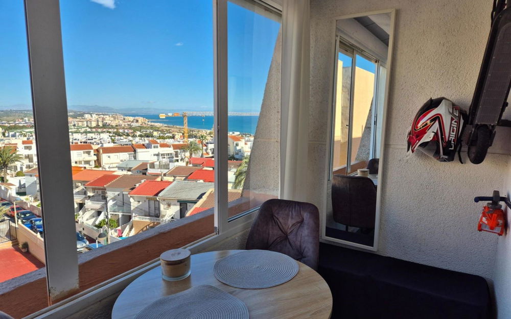 Torrevieja · Alicante REF #CSPX-89877 · Apartment 133285230