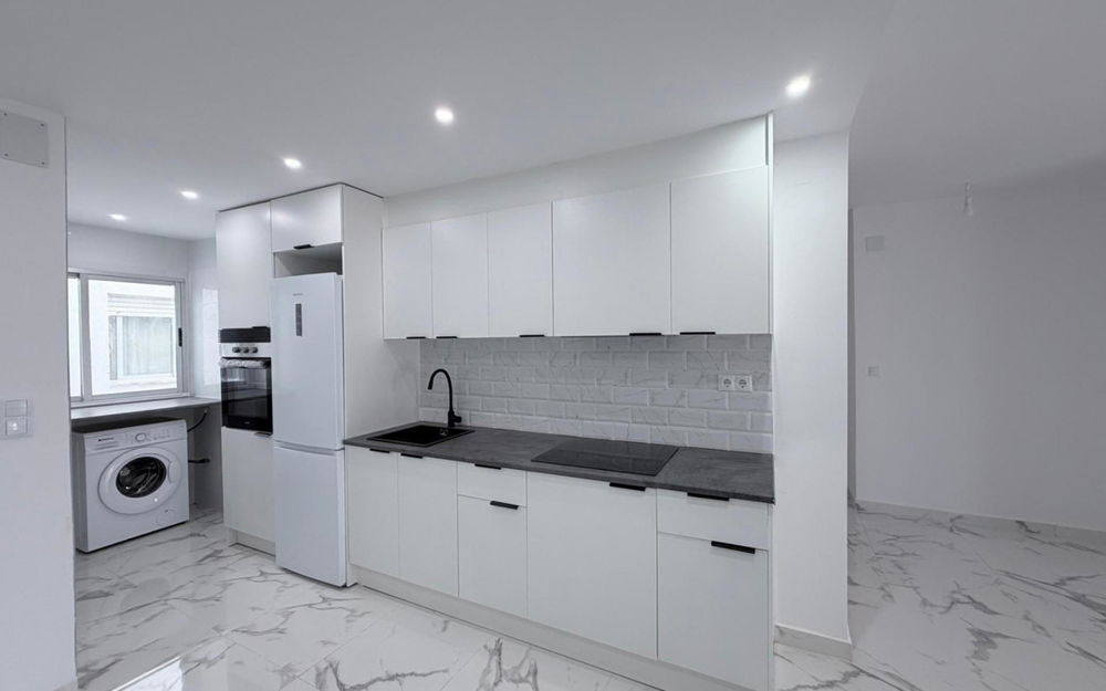 Torrevieja · Alicante REF #CSPX-91021 · Apartment 1624028376