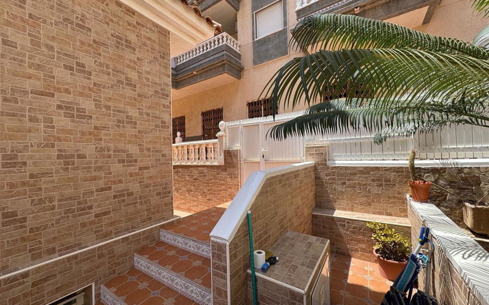 Guardamar Del Segura · Alicante REF #CSPX-92451 · Villa 852321154