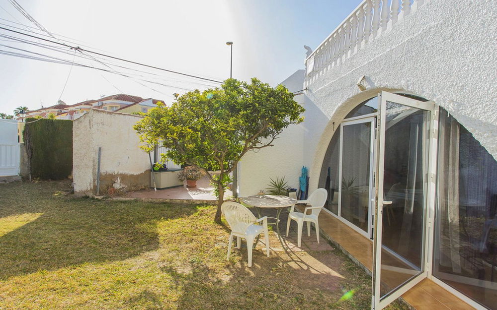 Orihuela · Alicante REF #CSPX-71538 · Villa 3754115908
