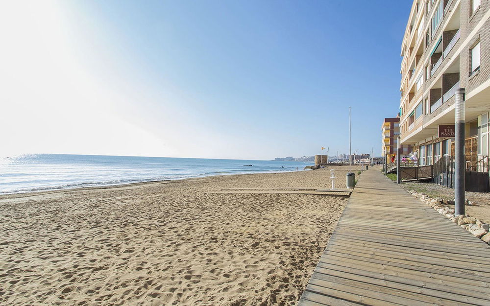 Torrevieja · Alicante REF #CSPX-69105 · Apartment 2879212283