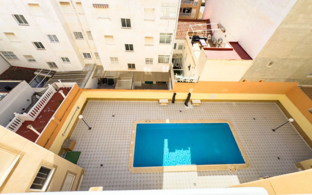 Torrevieja · Alicante REF #CSPX-82594 · Apartment 4033041277