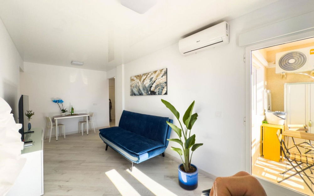 Torrevieja · Alicante REF #CSPX-82594 · Apartment 4033041277