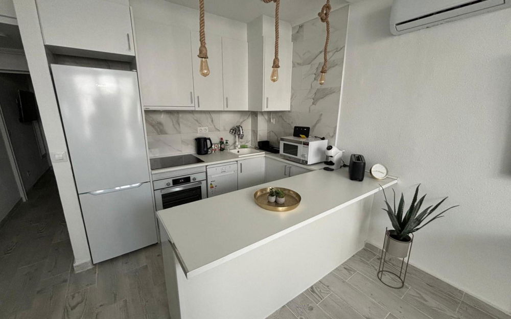 Torrevieja · Alicante REF #CSPX-28069 · Apartment 2341375422