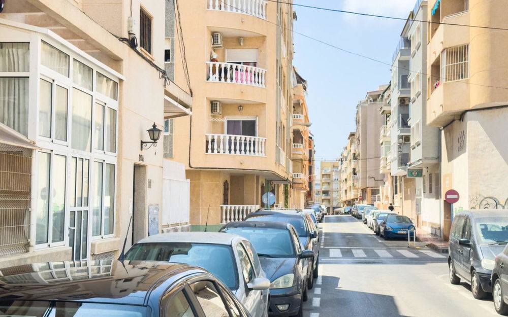 Torrevieja · Alicante REF #CSPX-26152 · Apartment 4034700200