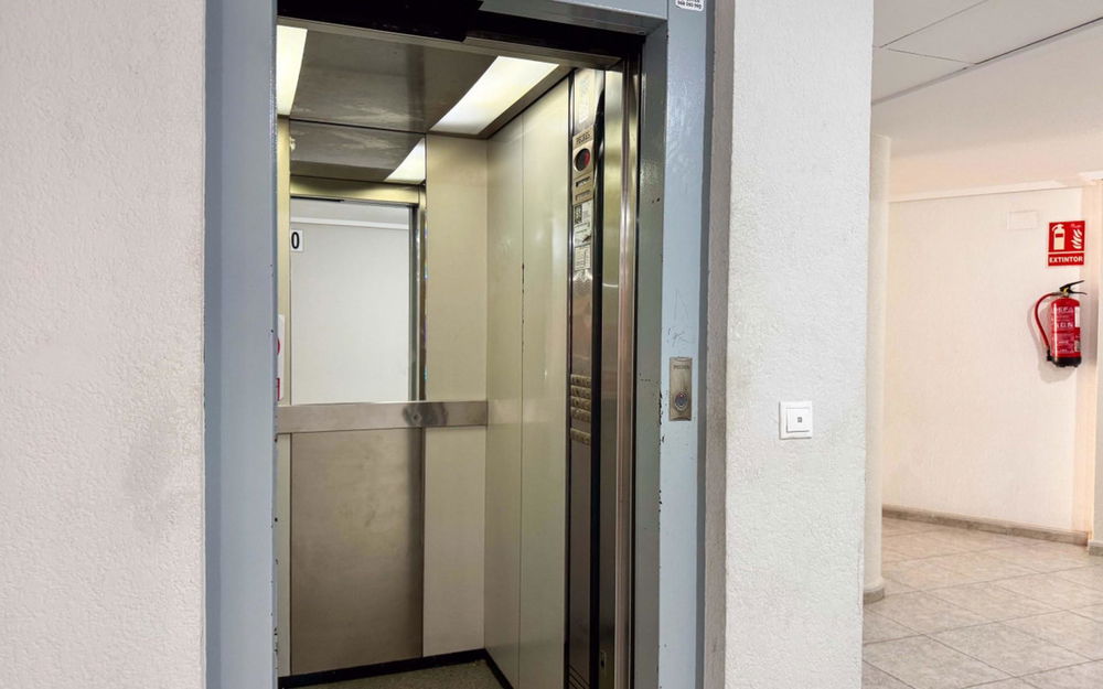 Alicante · Alicante REF #CSPX-85416 · Apartment 1141523407