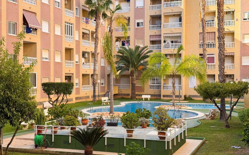 Torrevieja · Alicante REF #CSPX-41432 · Apartment 3045290040