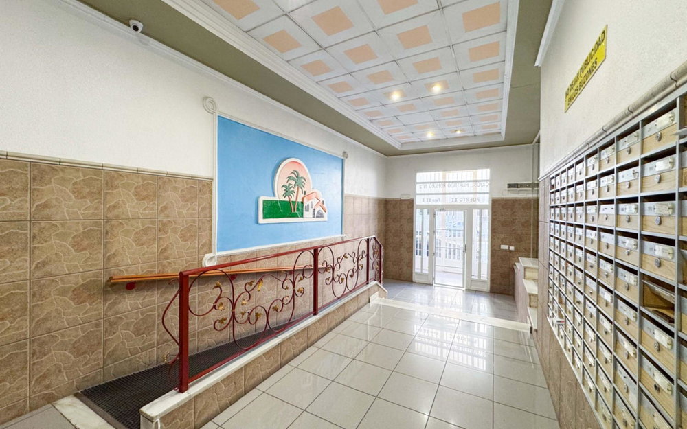 Torrevieja · Alicante REF #CSPX-27935 · Apartment 1824685237