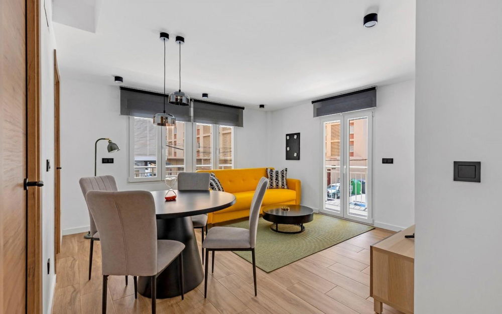 Torrevieja · Alicante REF #CSPX-30211 · Apartment 2477546574