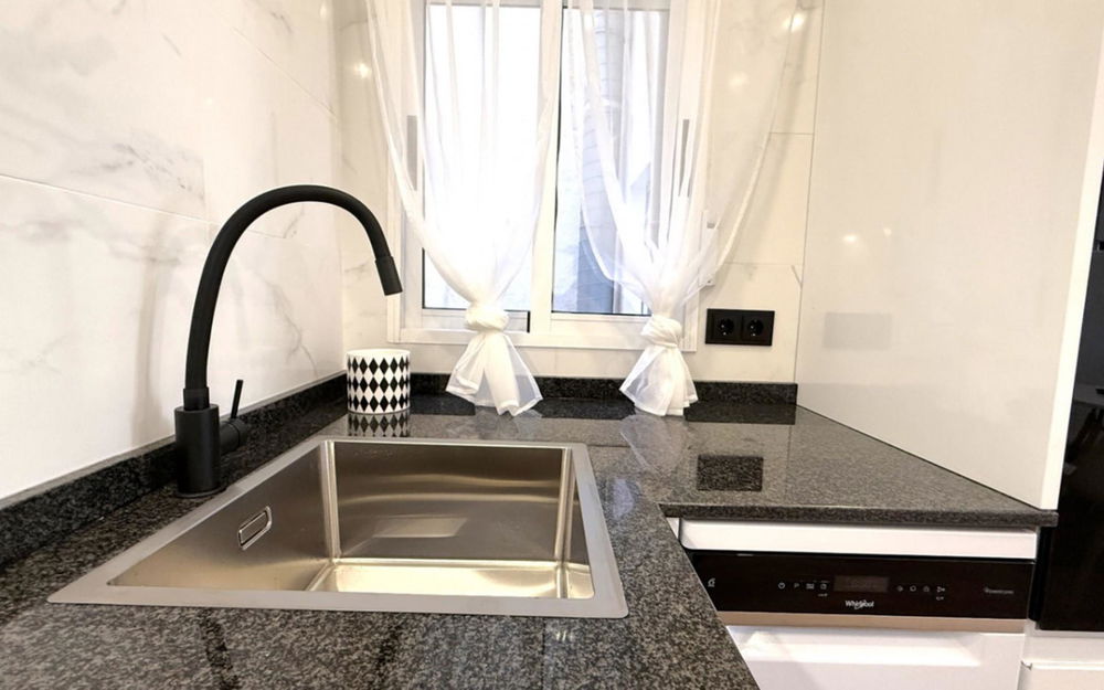 Torrevieja · Alicante REF #CSPX-77282 · Apartment 2211050422