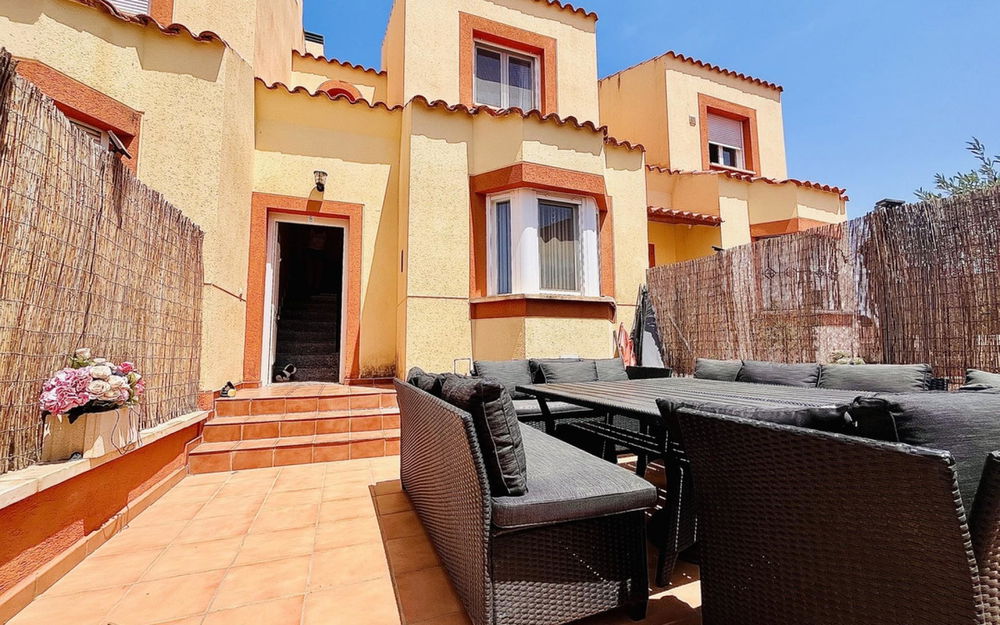 Orihuela · Alicante REF #CSPX-47687 · Townhouse 2454434710