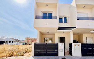 Pilar de la Horadada · Alicante REF #CSPX-90805 · Townhouse 2674435668