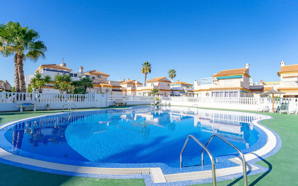 Playa Flamenca · Alicante REF #CSPX-13381 · Villa 3974984062