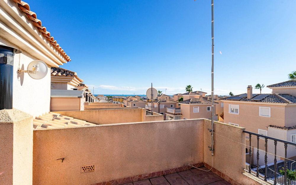 Punta Prima · Alicante REF #CSPX-51419 · Townhouse 1352250745