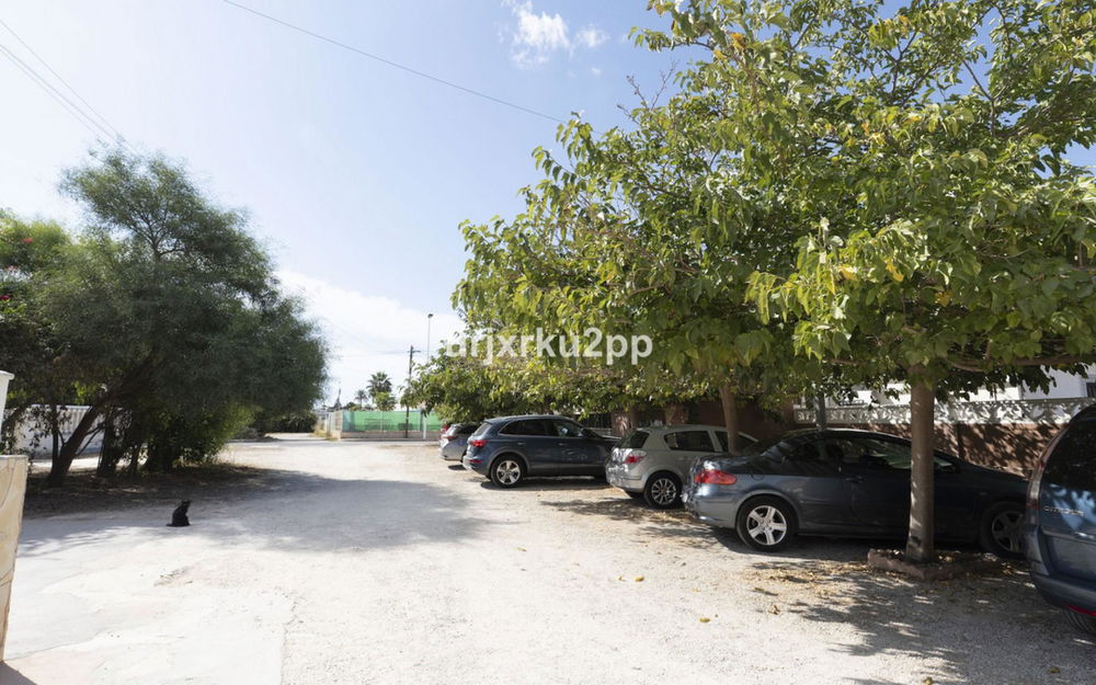 Torrevieja · Alicante REF #CSPX-97477 · Townhouse 86821595